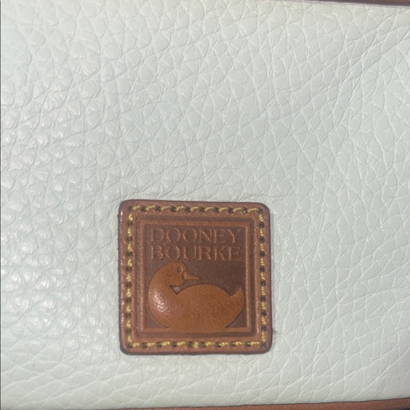 Dooney & Bourke 2piece clutch and coin purse - Picture 12 of 16